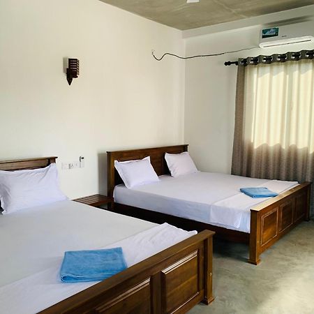 Calidan Bed and Breakfast Mirissa Buitenkant foto