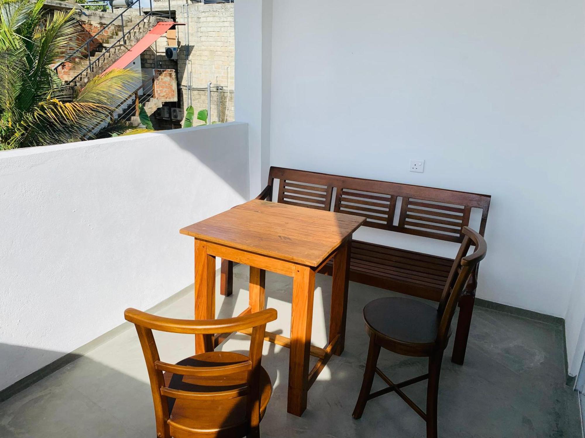 Calidan Bed and Breakfast Mirissa Buitenkant foto