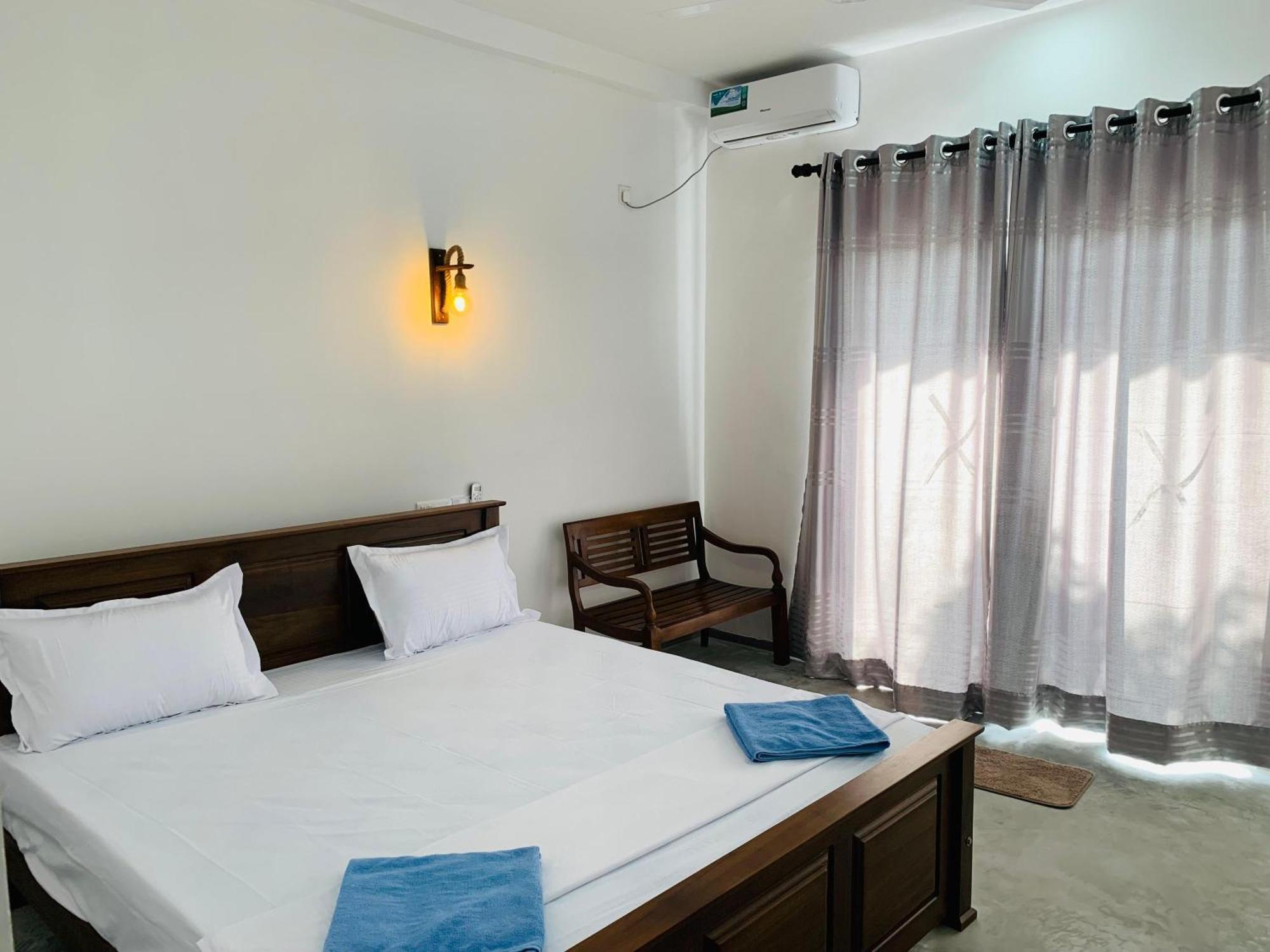 Calidan Bed and Breakfast Mirissa Buitenkant foto