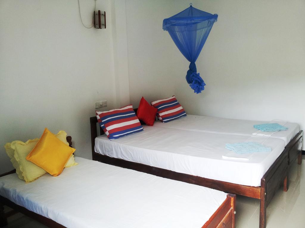 Calidan Bed and Breakfast Mirissa Buitenkant foto