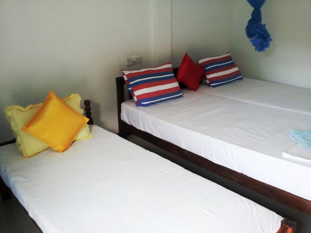 Calidan Bed and Breakfast Mirissa Buitenkant foto